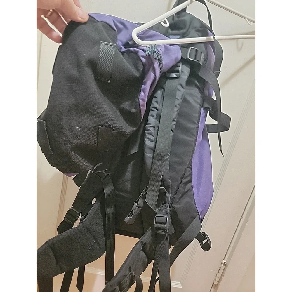 VTG MEI Duffle Bag Hiking Backpack Made in USA -  Black - Purple- Rare.  30